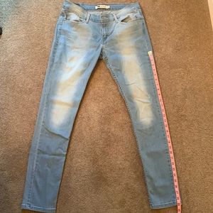Levi Skinny 524 Jeans